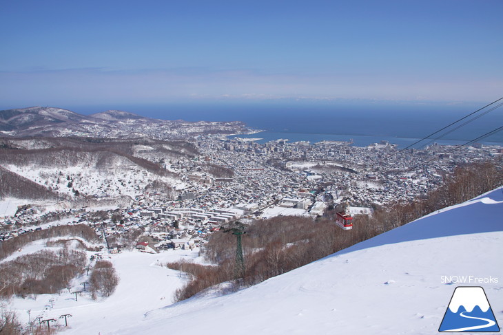 小樽天狗山ロープウェイスキー場 積雪たっぷり！絶景春スキー☆